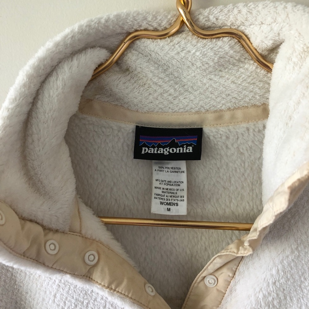 Patagonia White Fleece Jacket - Picture 3 of 5